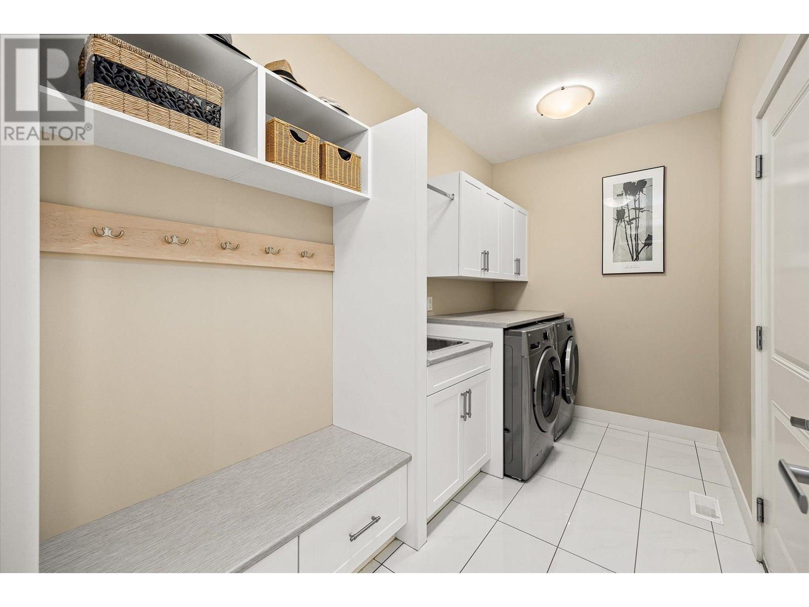  2425 Ryser Place, West Kelowna