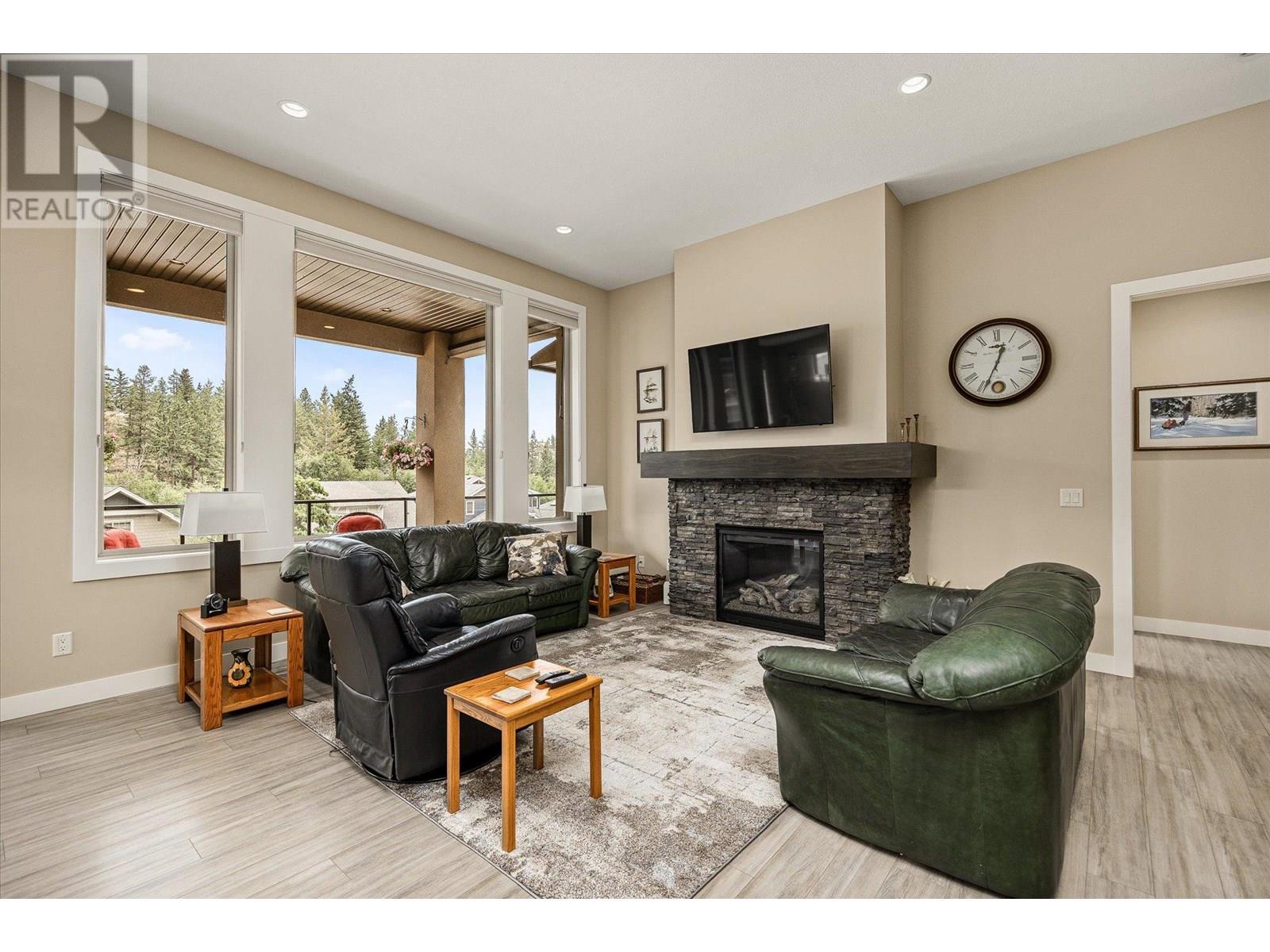  2425 Ryser Place, West Kelowna