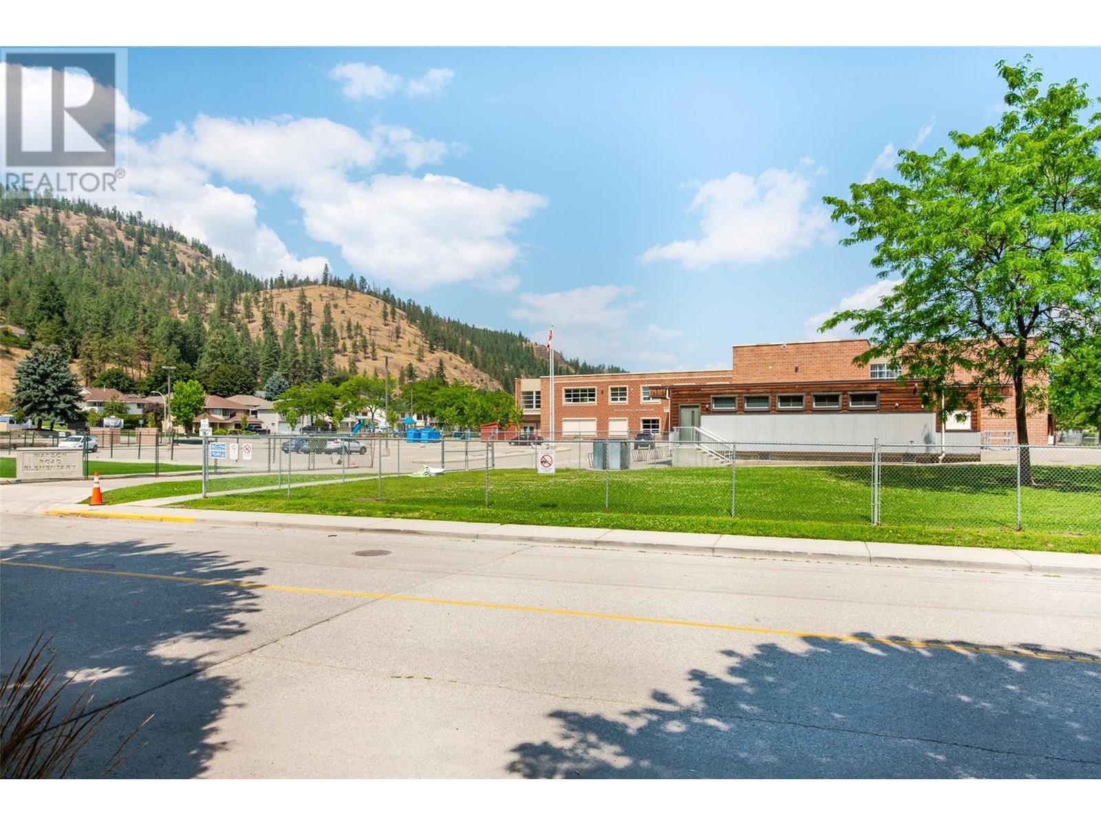 Photo 6 of 511 Yates Road Unit 110, Kelowna BC