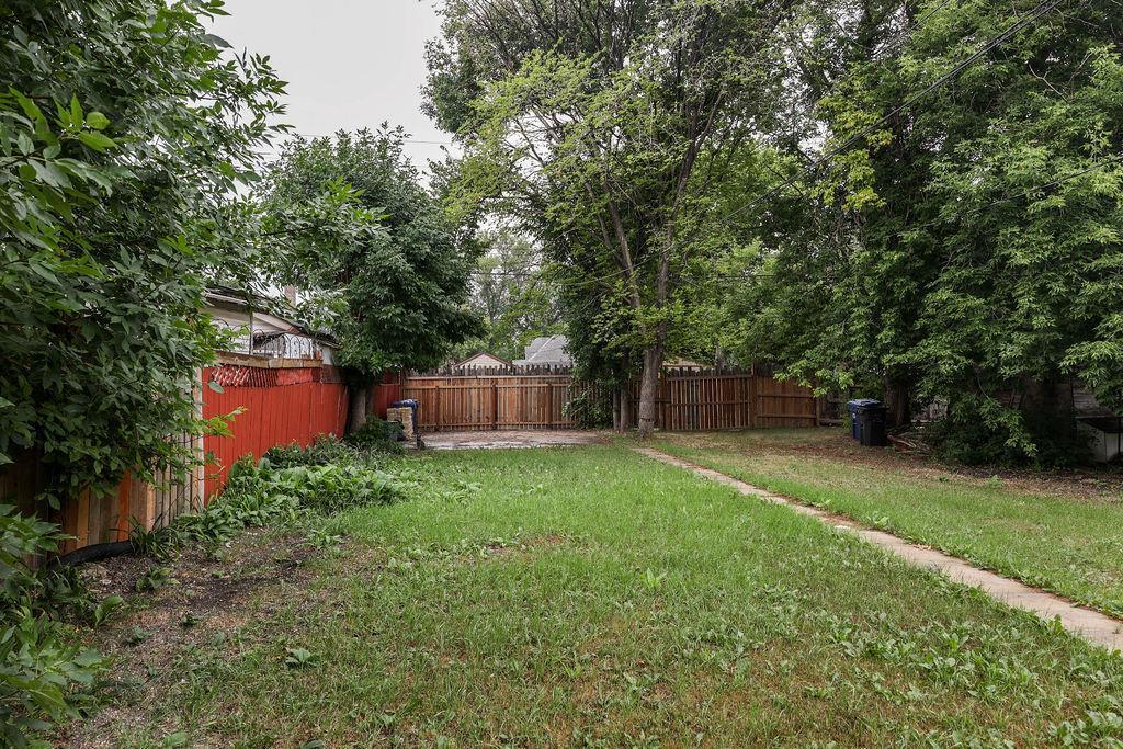 Photo 38 of 480 Flora Avenue, Winnipeg MB