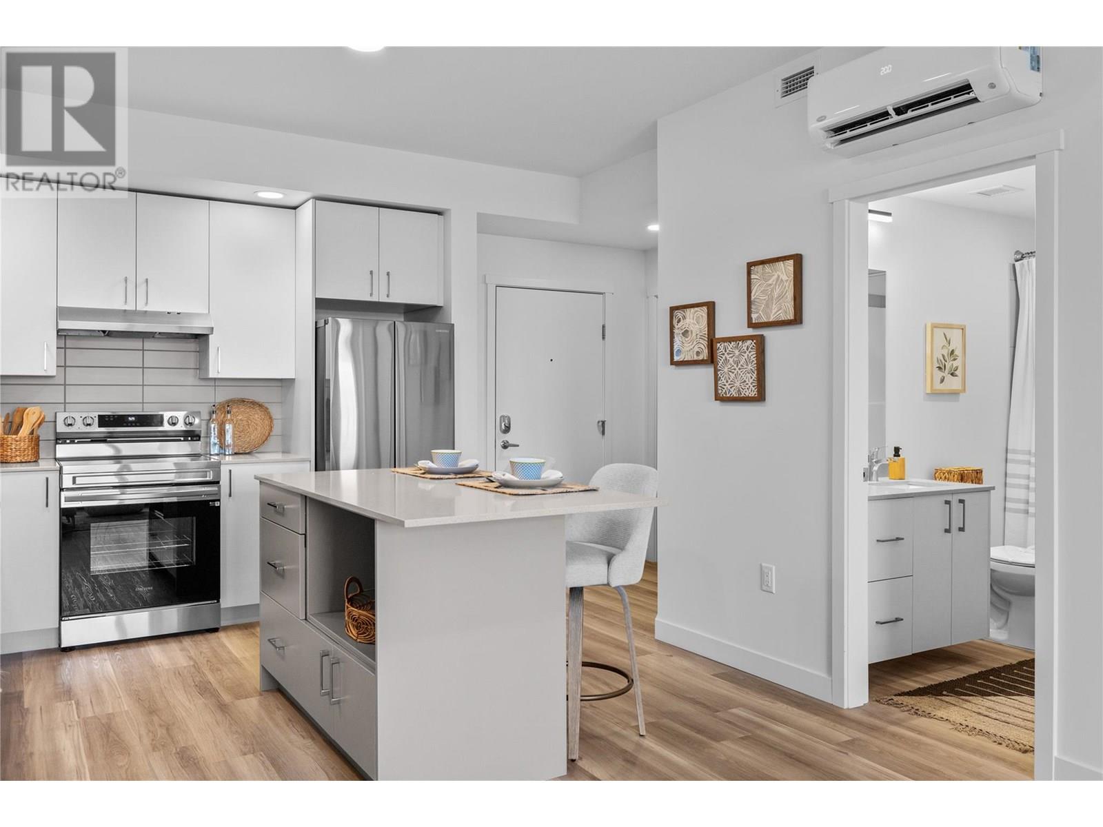 Photo 5 of 1057 Frost Road Unit 215, Kelowna BC