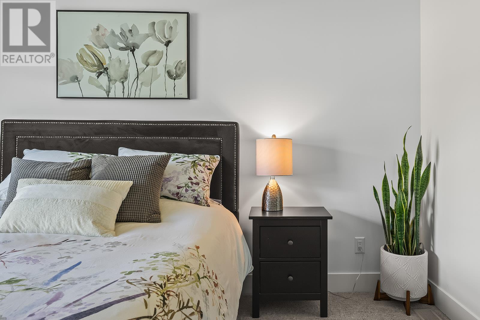 5 720 Valley Road, Kelowna