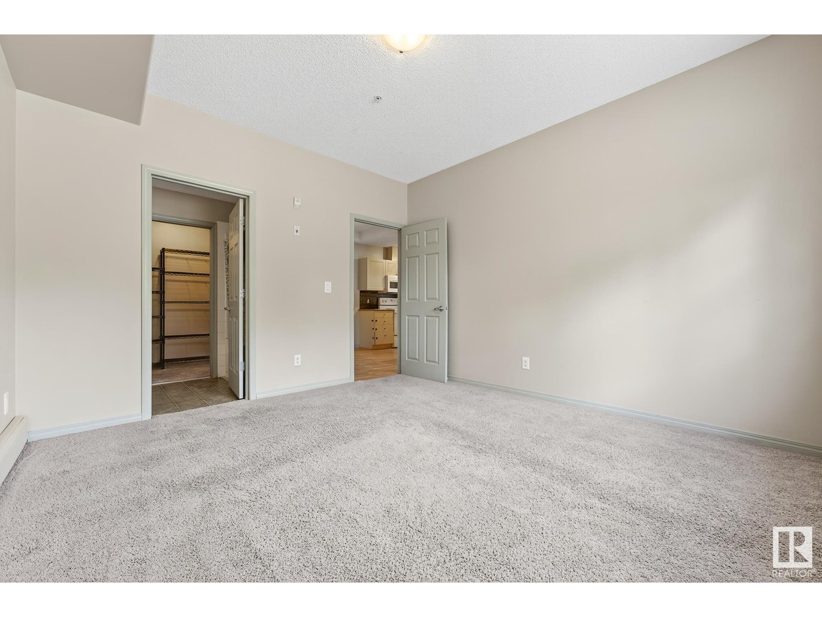 Photo 16 of 111 5280 Terwillegar Bv Nw, Edmonton AB
