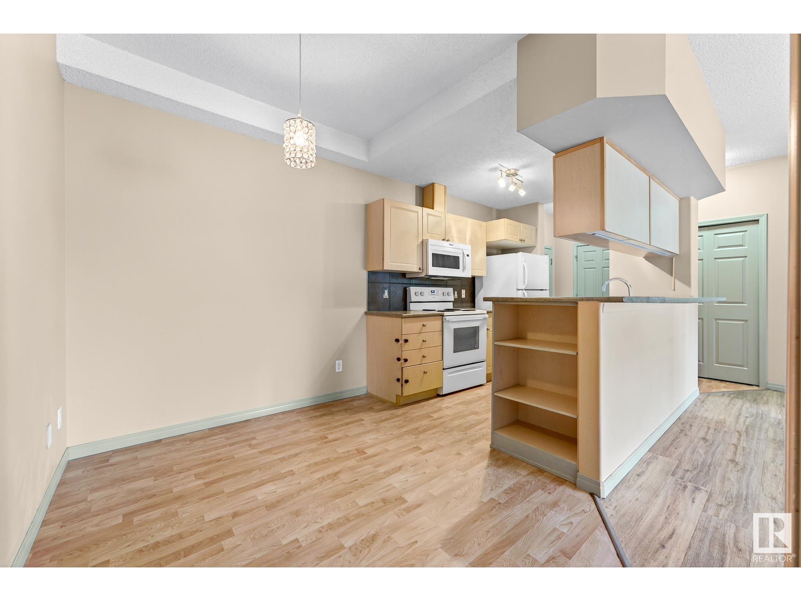 Photo 9 of 111 5280 Terwillegar Bv Nw, Edmonton AB