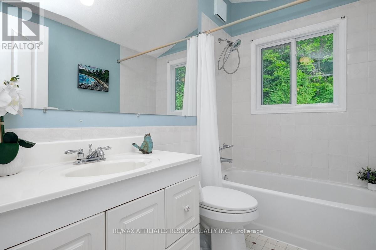 Photo 27 of 2 Wedgewood Crescent, Ottawa ON