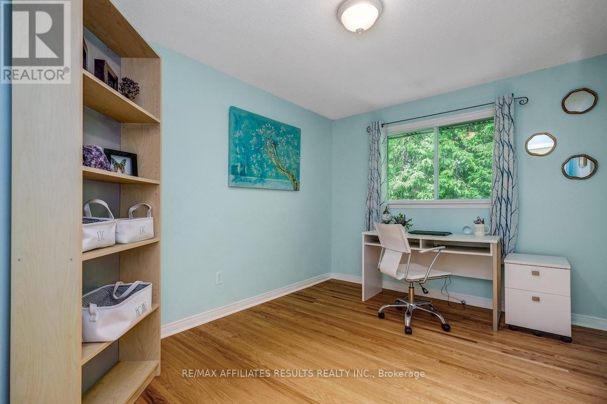 Photo 28 of 2 Wedgewood Crescent, Ottawa ON