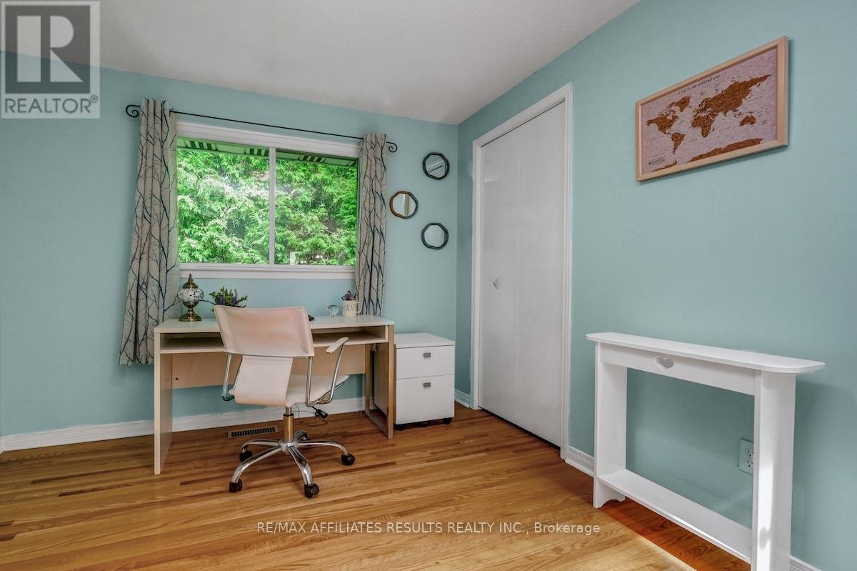 Photo 29 of 2 Wedgewood Crescent, Ottawa ON