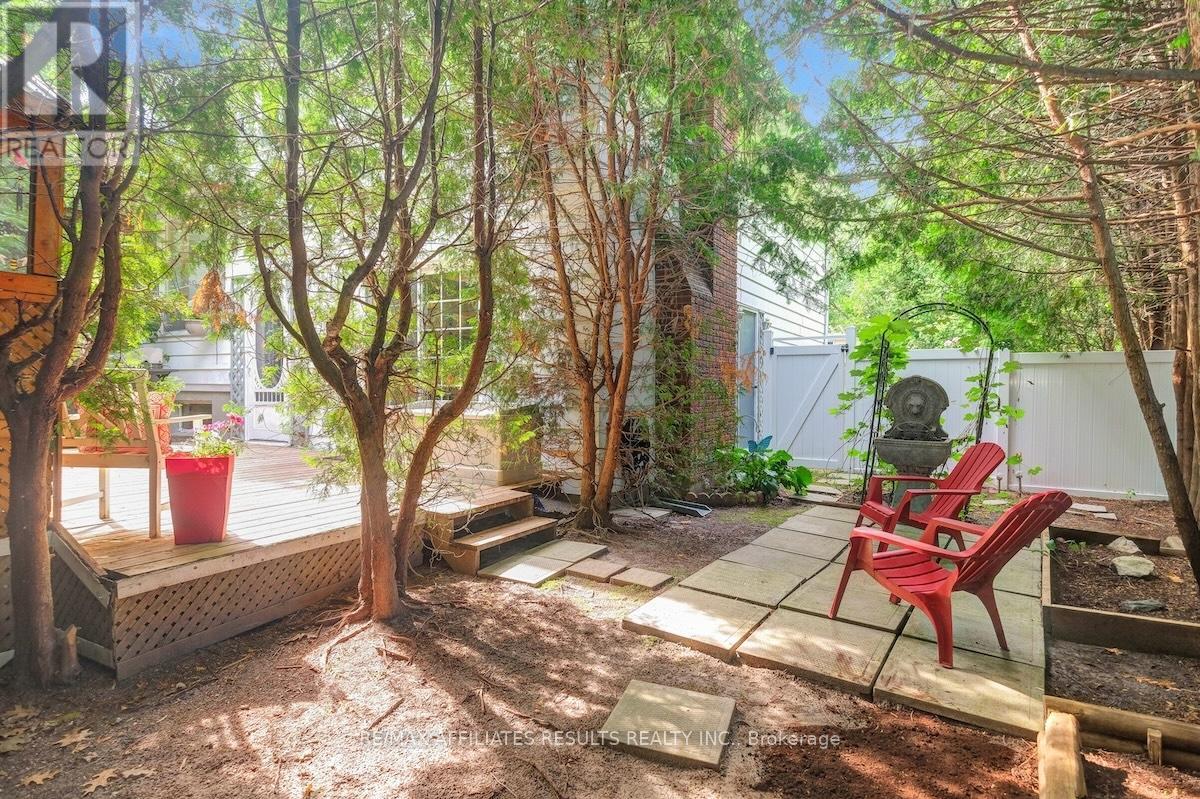 Photo 40 of 2 Wedgewood Crescent, Ottawa ON