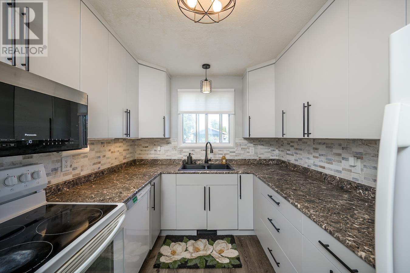 Photo 15 of 7788 Newton Crescent, Prince George BC