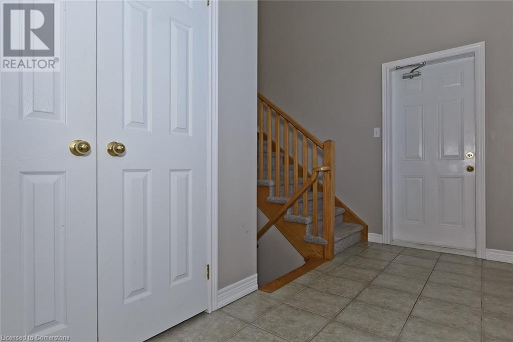 Photo 4 of 200 Regatta Drive, Welland ON