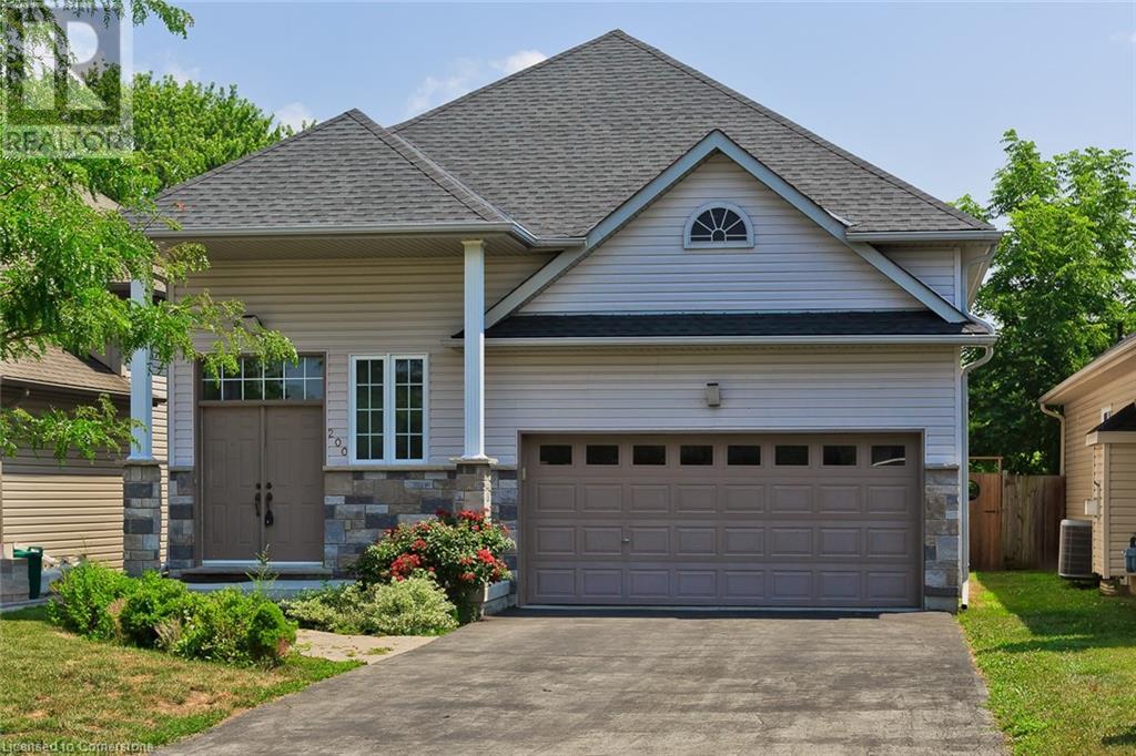 Photo 3 of 200 Regatta Drive, Welland ON