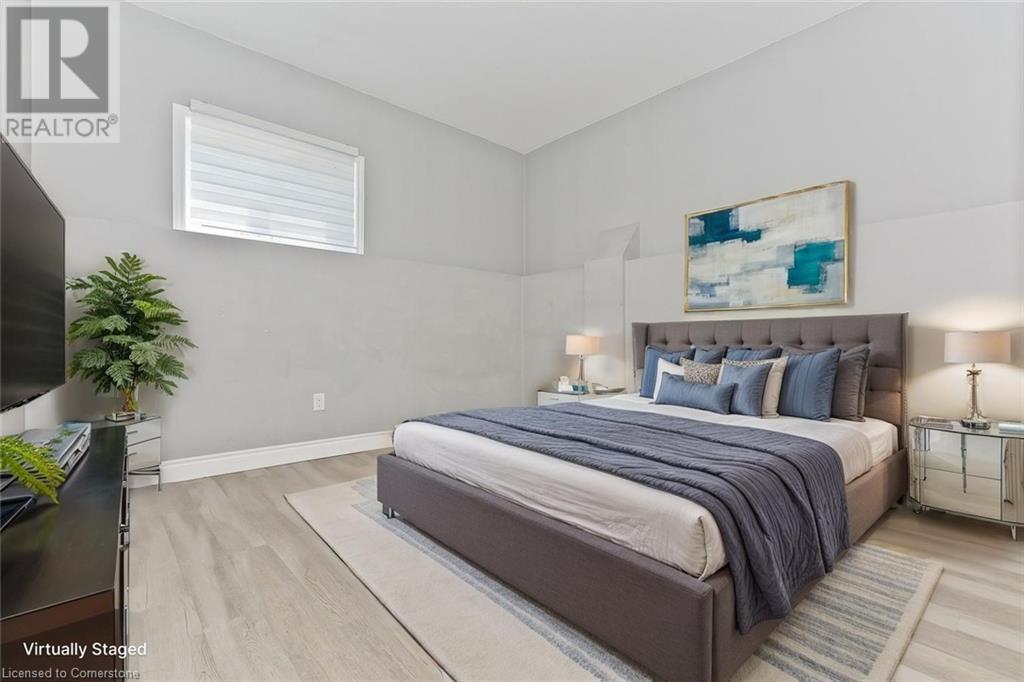 Photo 31 of 200 Regatta Drive, Welland ON