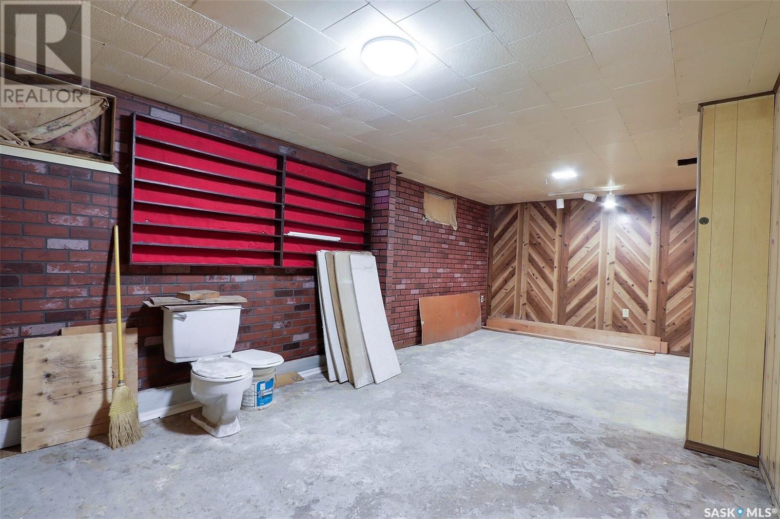 Photo 16 of 313 11 Th Street E, Prince Albert SK
