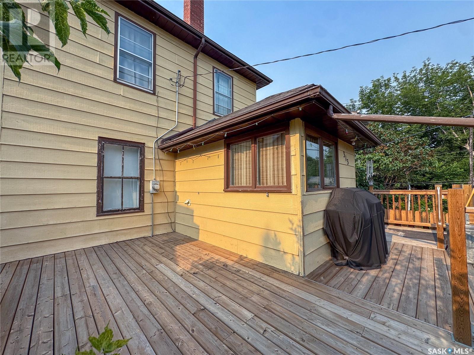 Photo 19 of 313 11 Th Street E, Prince Albert SK