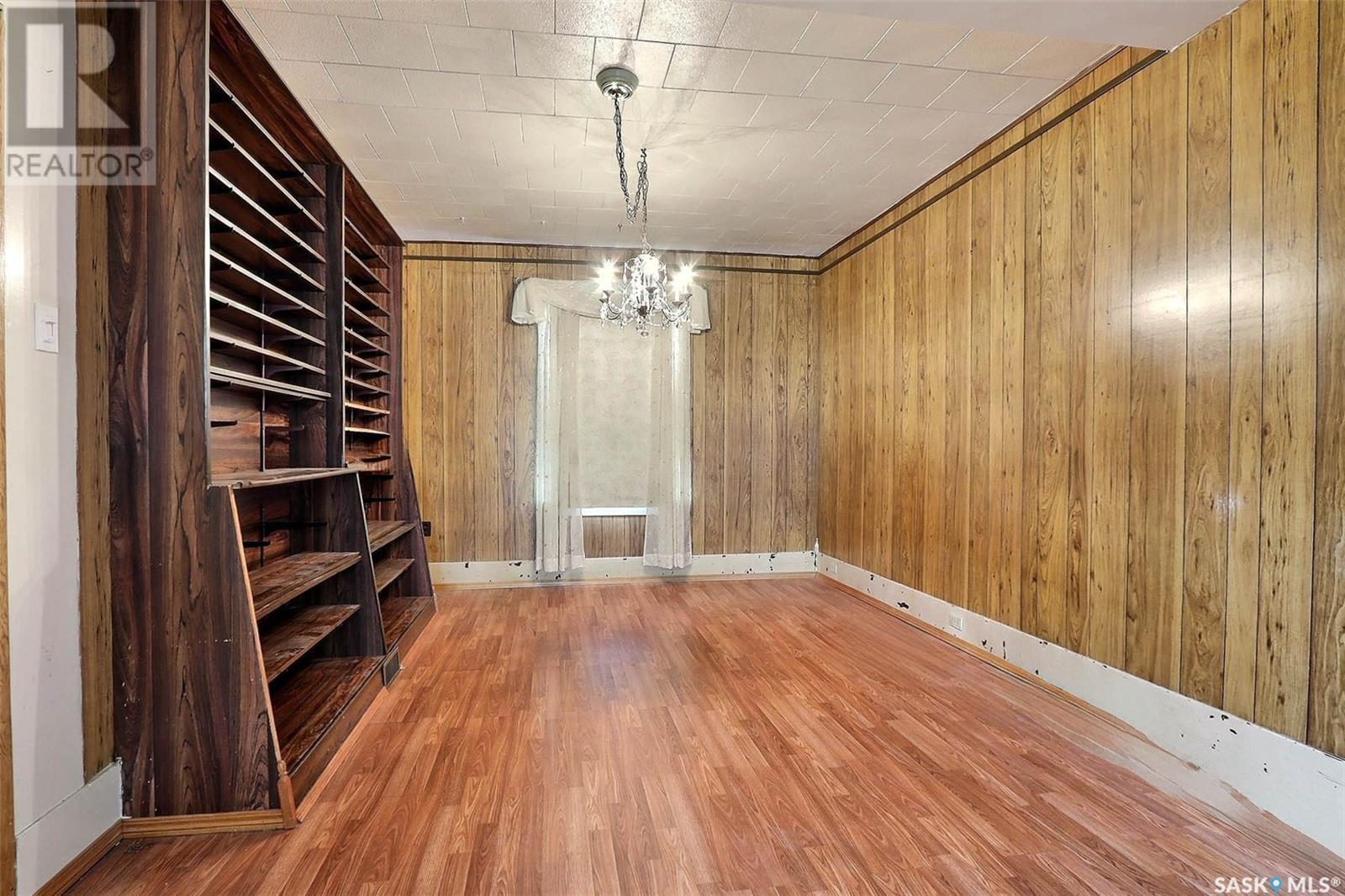 Photo 3 of 313 11 Th Street E, Prince Albert SK