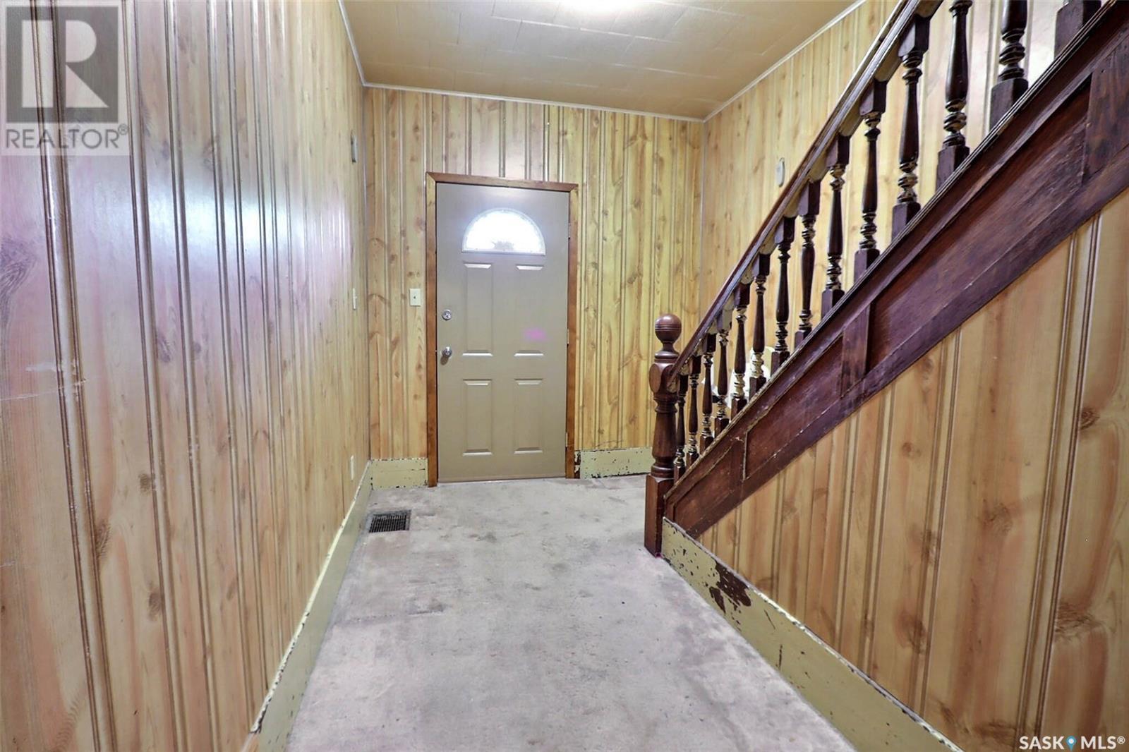 Photo 6 of 313 11 Th Street E, Prince Albert SK