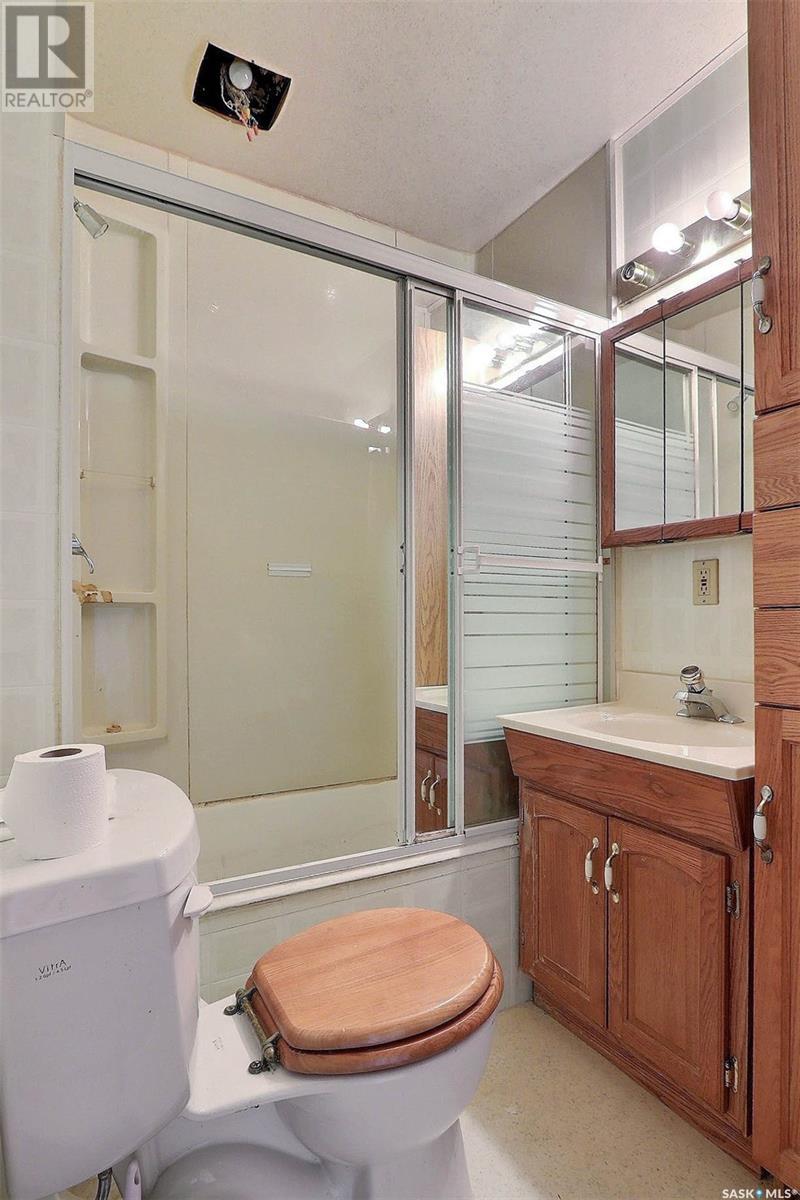 Photo 9 of 313 11 Th Street E, Prince Albert SK