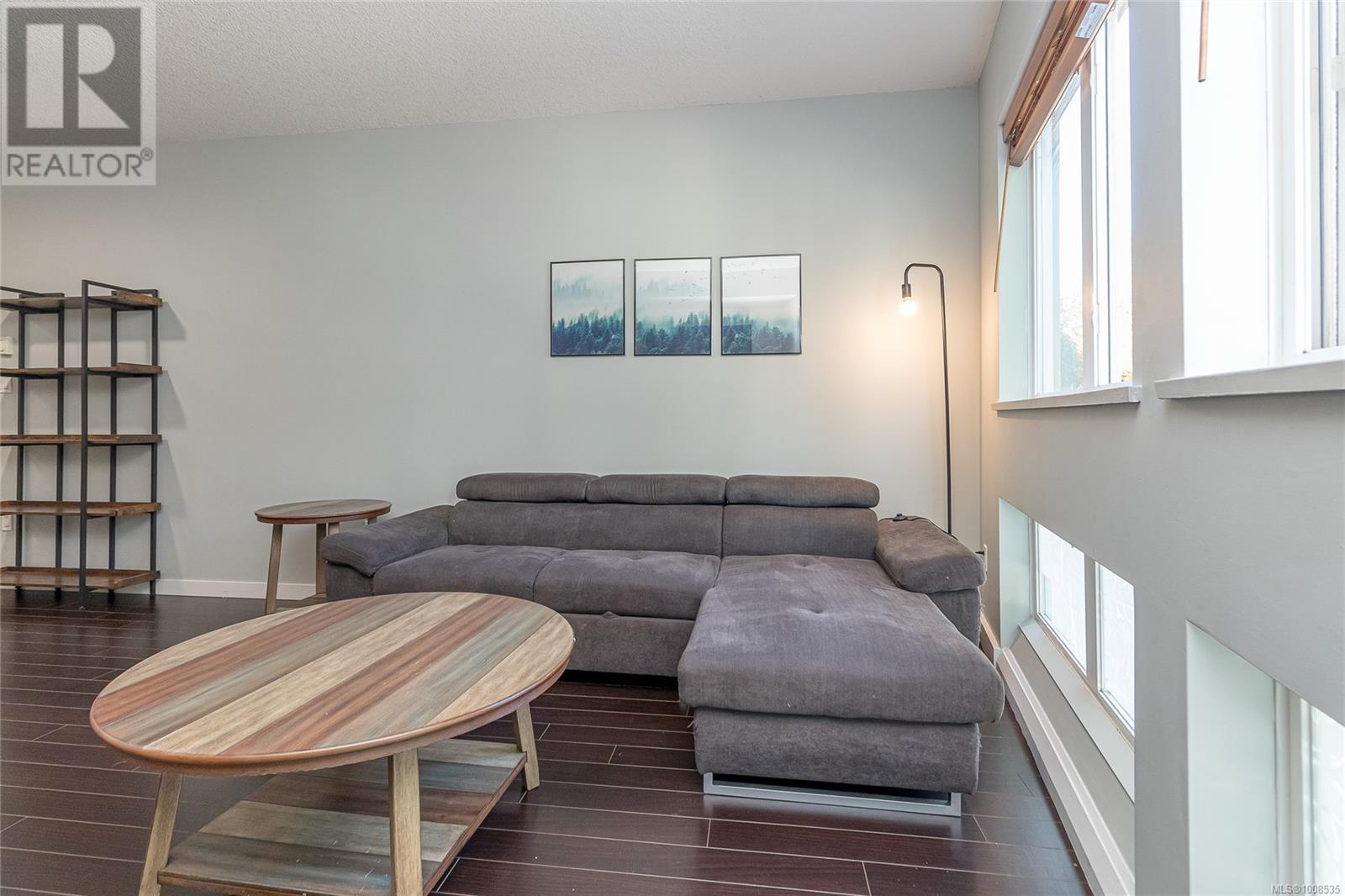 Photo 24 of 206 99 Chapel St, Nanaimo BC