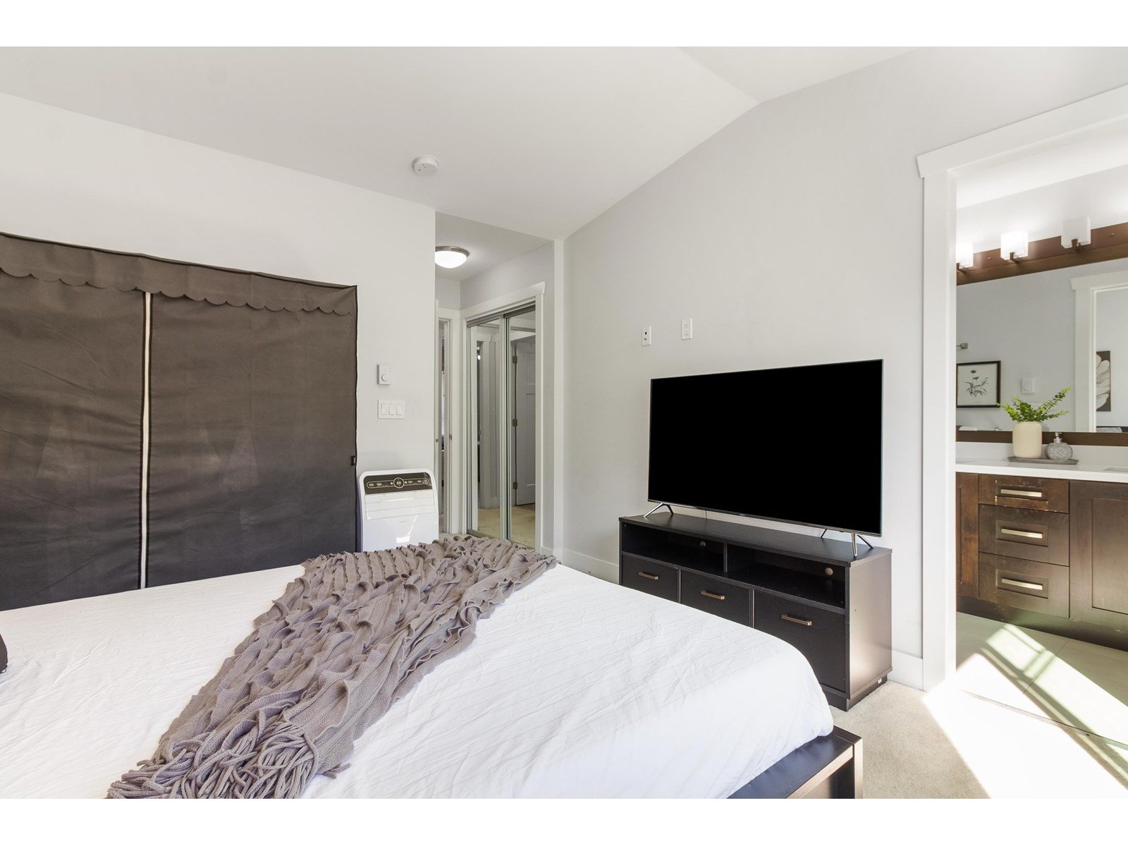 Photo 21 of 10 14285 64 Avenue, Surrey BC