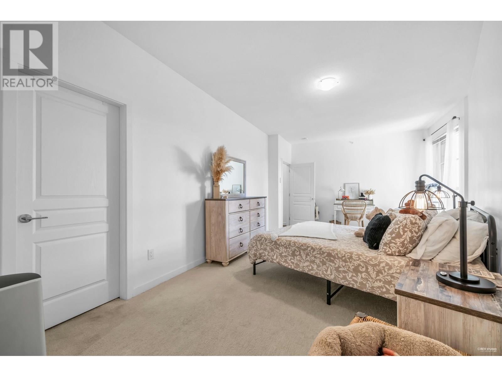 Photo 17 of 511 1151 Windsor Mews, Coquitlam BC