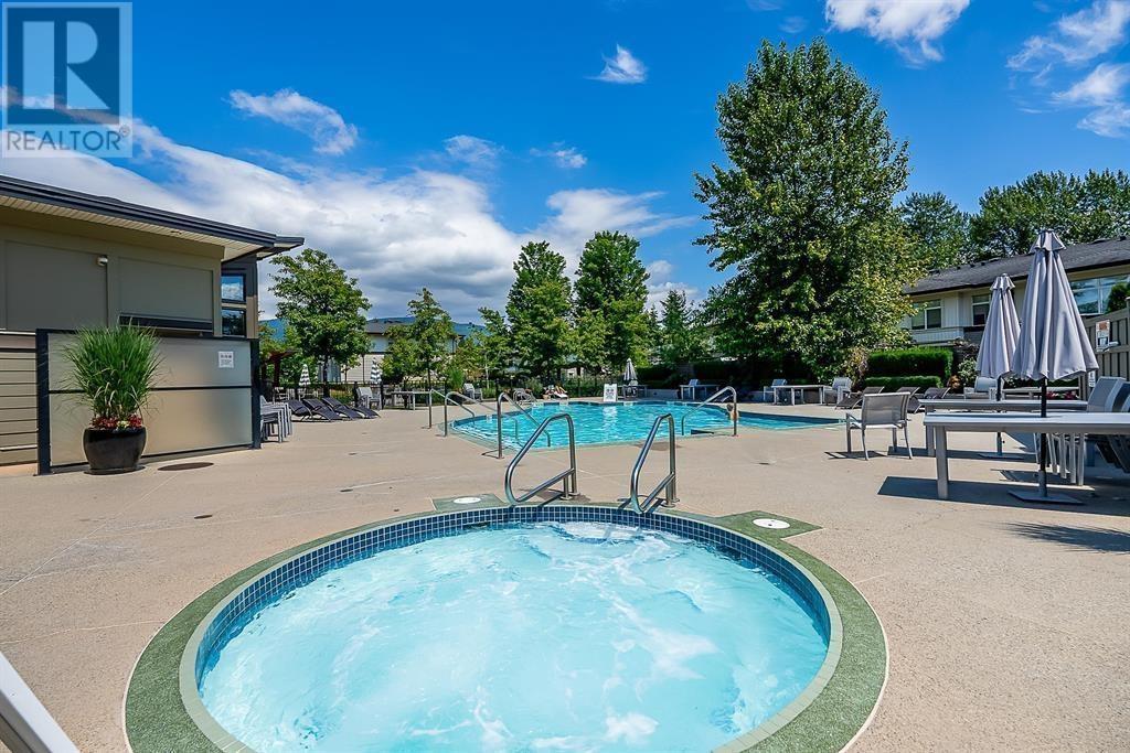 Photo 31 of 511 1151 Windsor Mews, Coquitlam BC