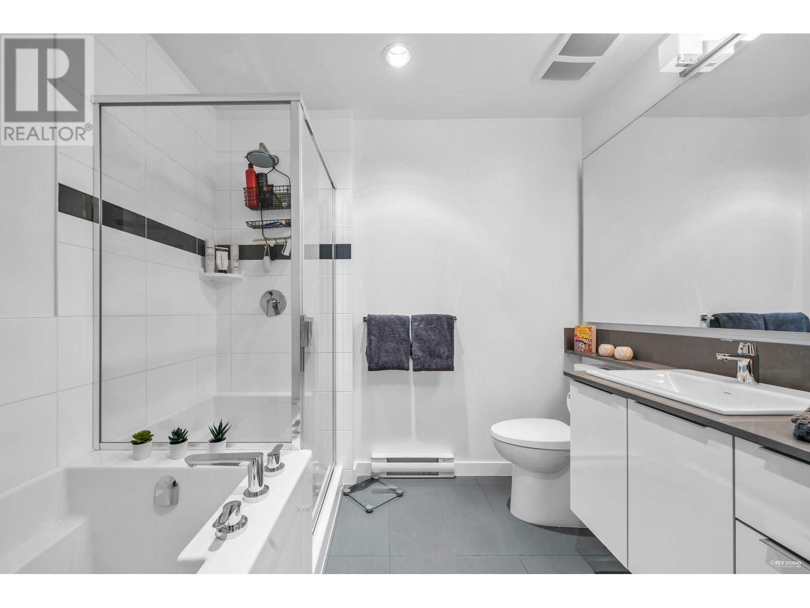 Photo 16 of 511 1151 Windsor Mews, Coquitlam BC