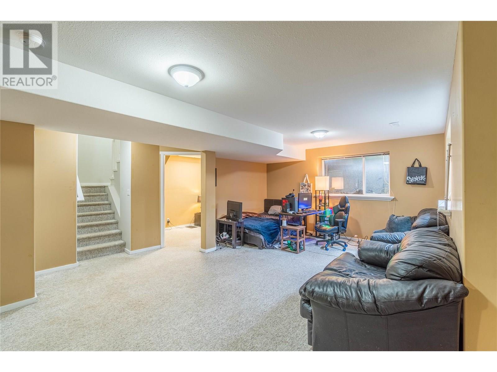 Photo 6 of 601 Bissette Road, Kamloops BC