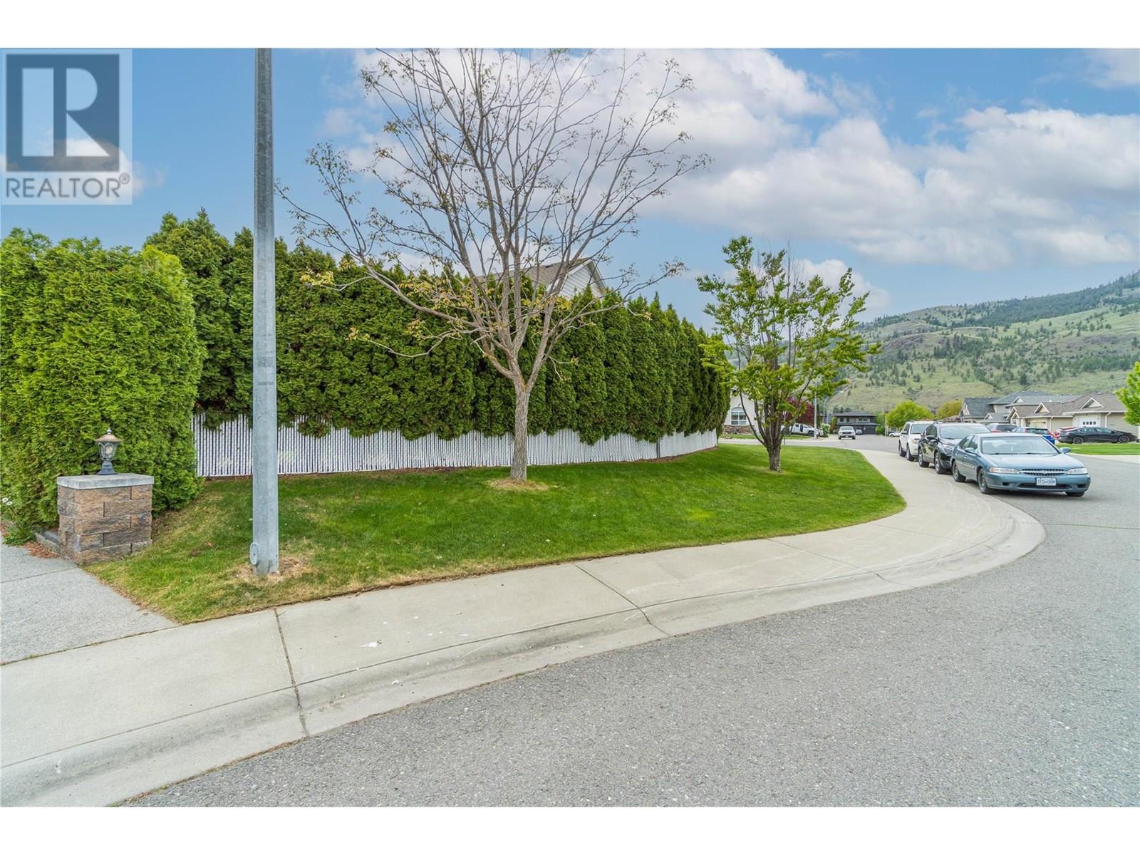 Photo 12 of 601 Bissette Road, Kamloops BC
