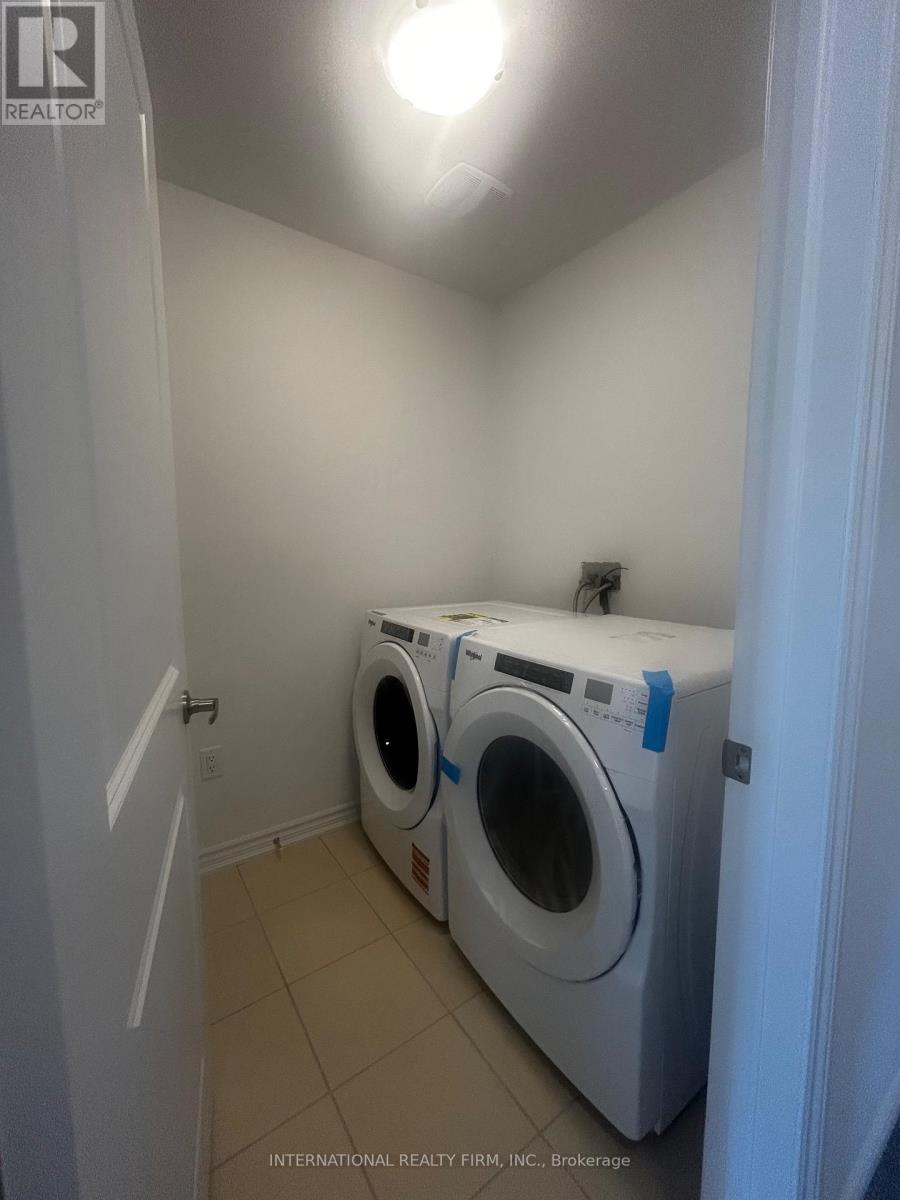 Photo 8 of 407 Vandusen Avenue, Southgate ON
