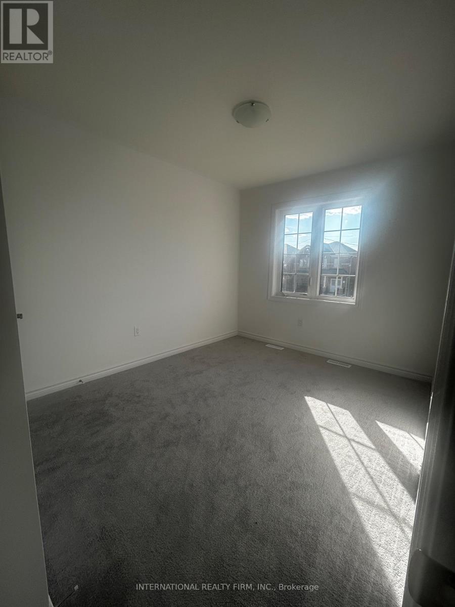Photo 3 of 407 Vandusen Avenue, Southgate ON