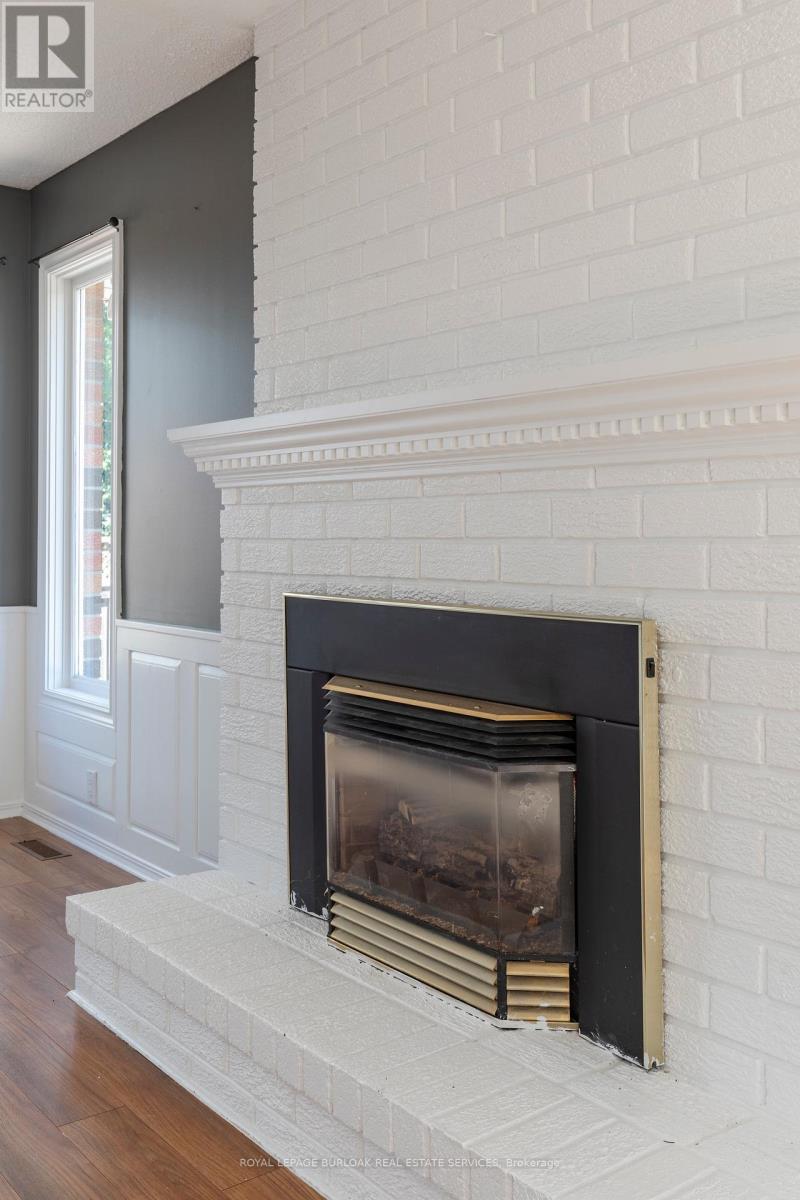 Photo 16 of 128 Brian Boulevard, Hamilton ON
