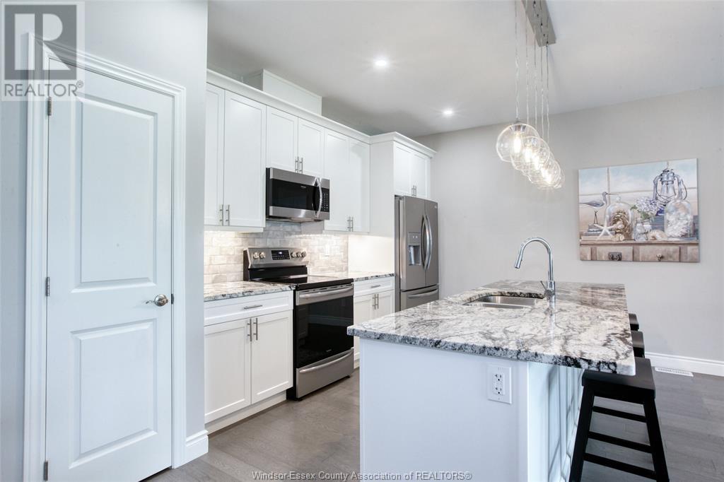 Photo 12 of 239 Livingstone Crescent, Amherstburg ON