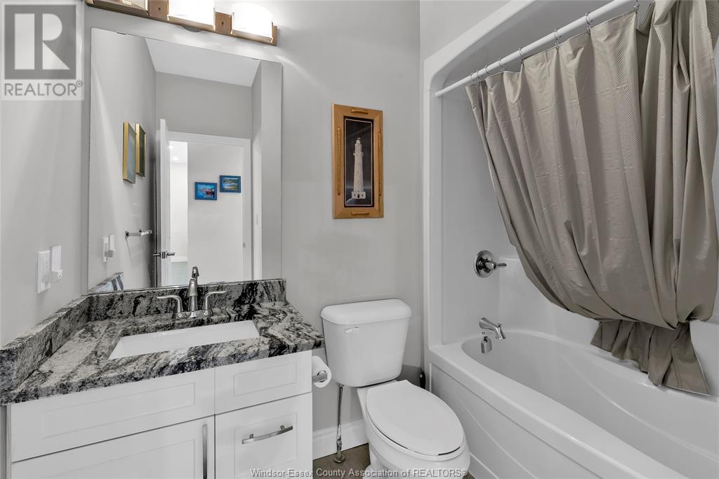 Photo 14 of 239 Livingstone Crescent, Amherstburg ON
