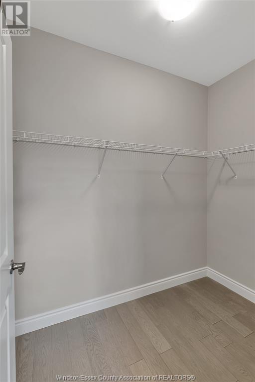 Photo 15 of 239 Livingstone Crescent, Amherstburg ON