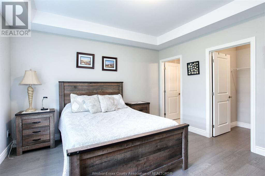 Photo 24 of 239 Livingstone Crescent, Amherstburg ON