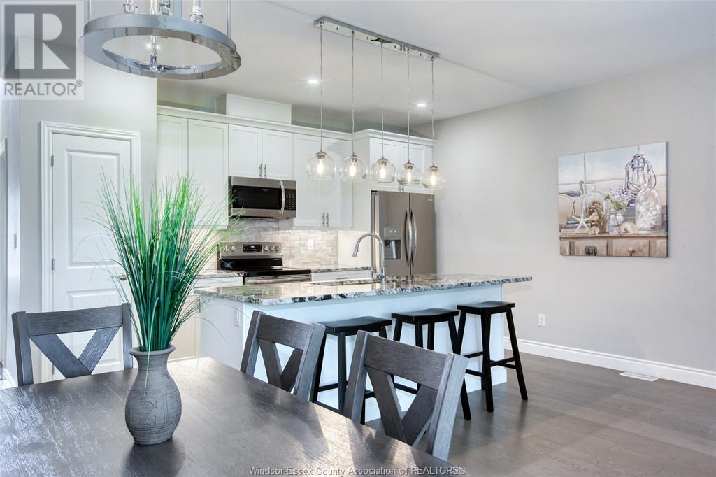 Photo 7 of 239 Livingstone Crescent, Amherstburg ON