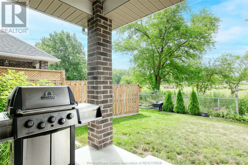Photo 37 of 239 Livingstone Crescent, Amherstburg ON