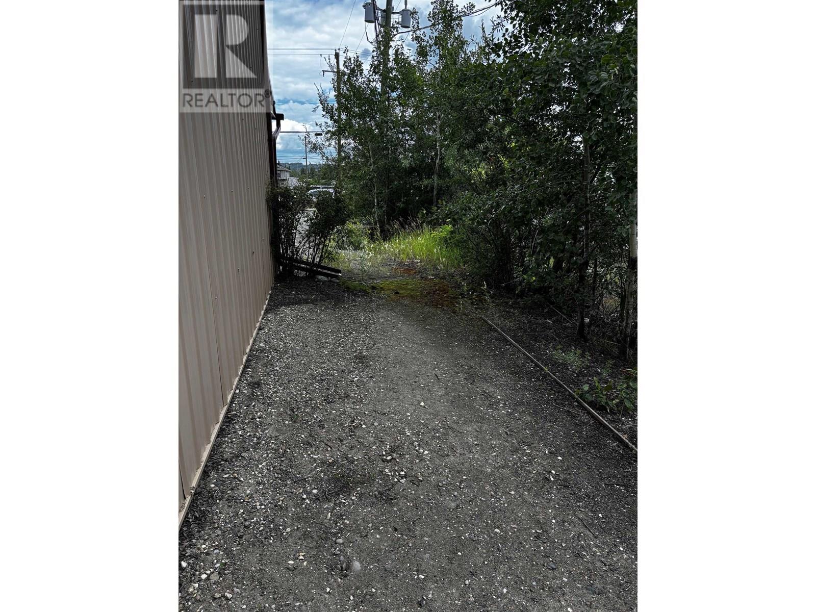 Photo 12 of 1 10799 Finning Frontage Road, Fort St John BC