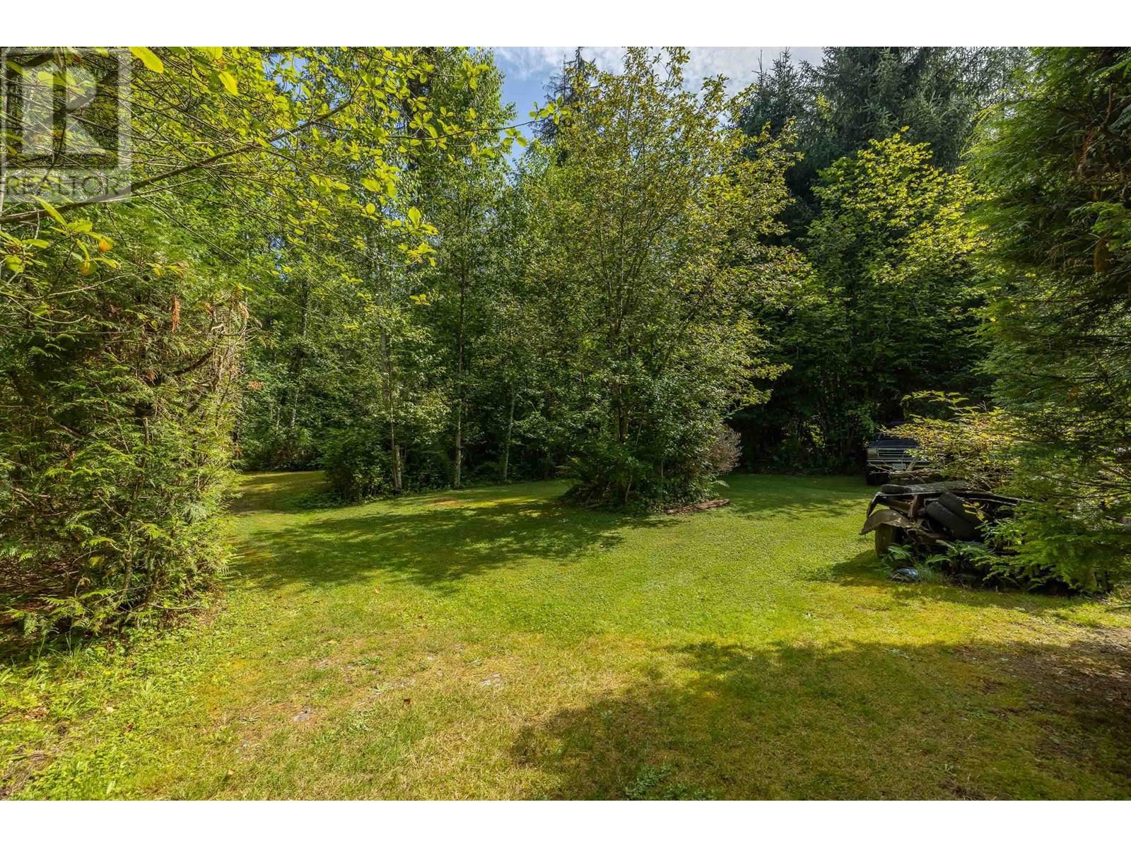 Photo 16 of 26307 Grant Avenue, Maple Ridge BC
