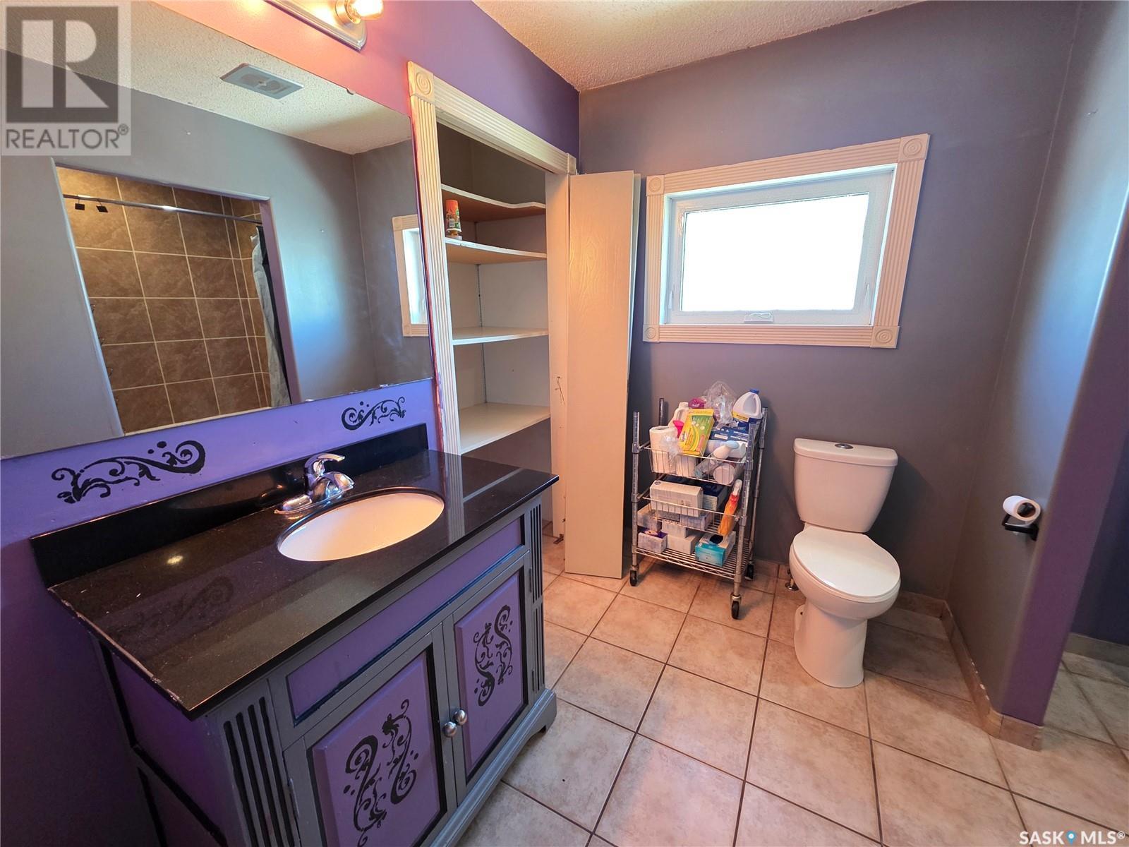 Photo 37 of 214 Flora Avenue, Swift Current Rm No 137 SK
