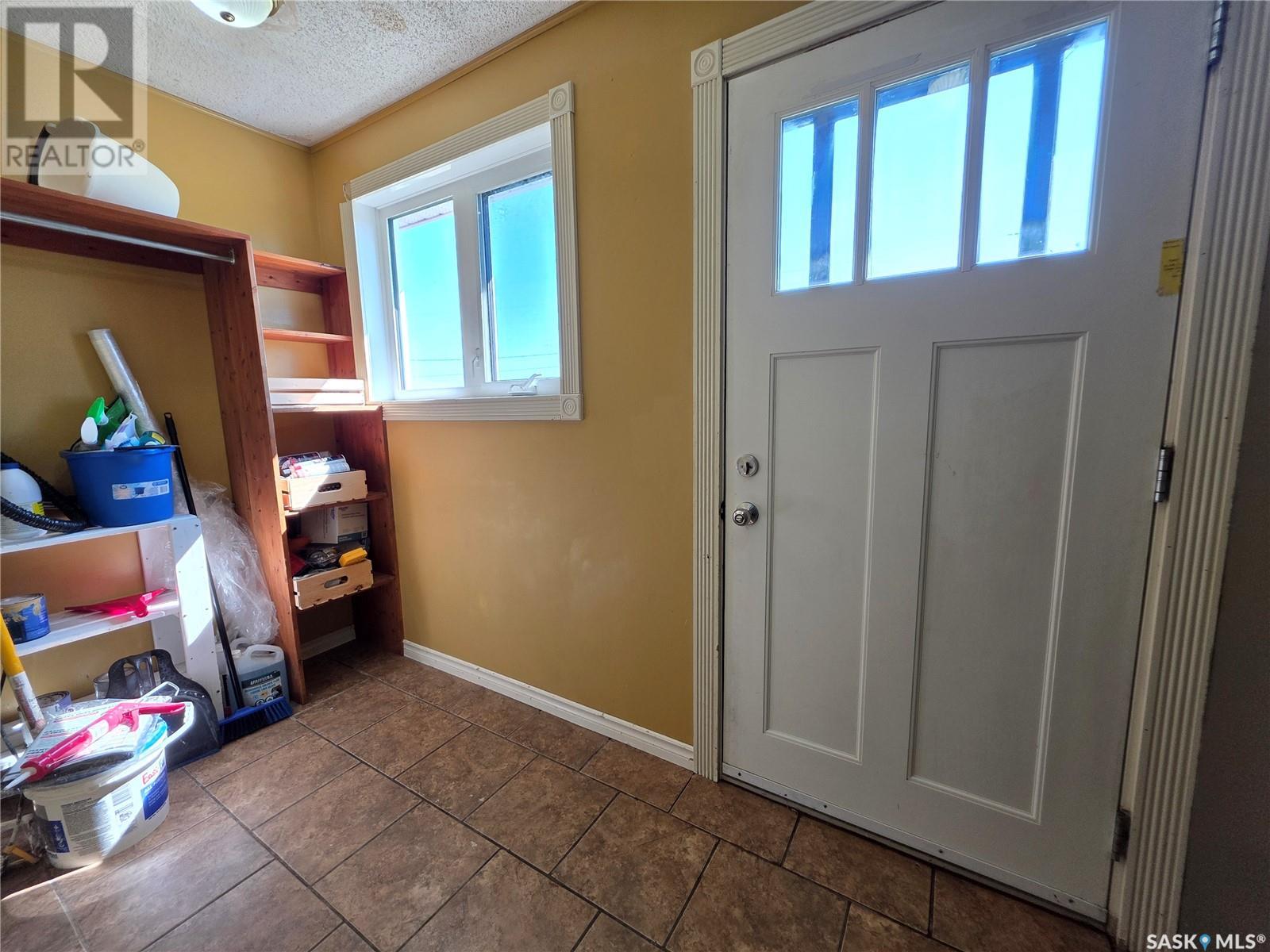 Photo 36 of 214 Flora Avenue, Swift Current Rm No 137 SK