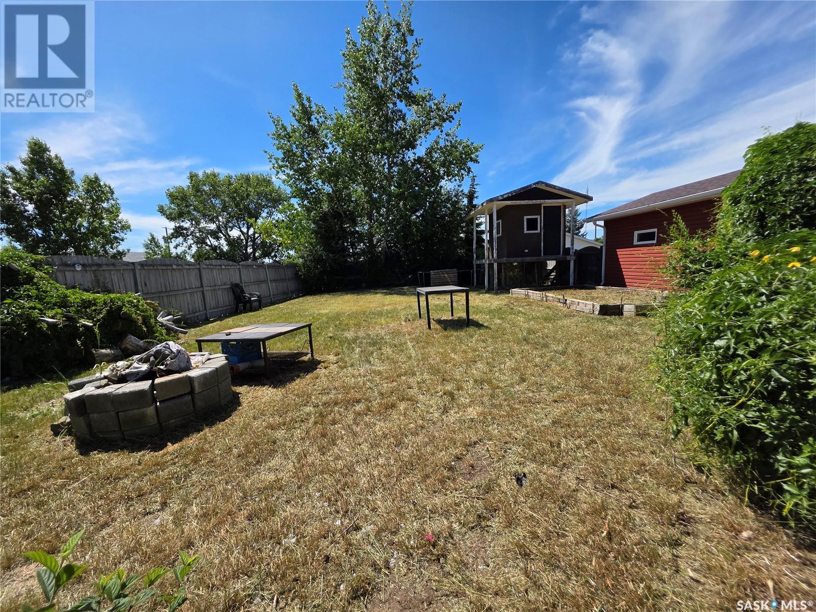 Photo 4 of 214 Flora Avenue, Swift Current Rm No 137 SK