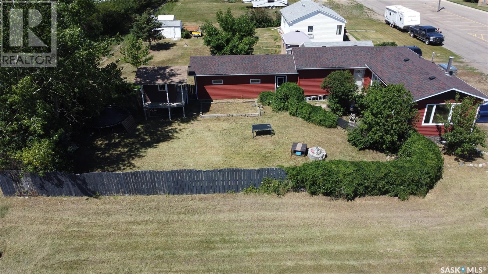 Photo 32 of 214 Flora Avenue, Swift Current Rm No 137 SK