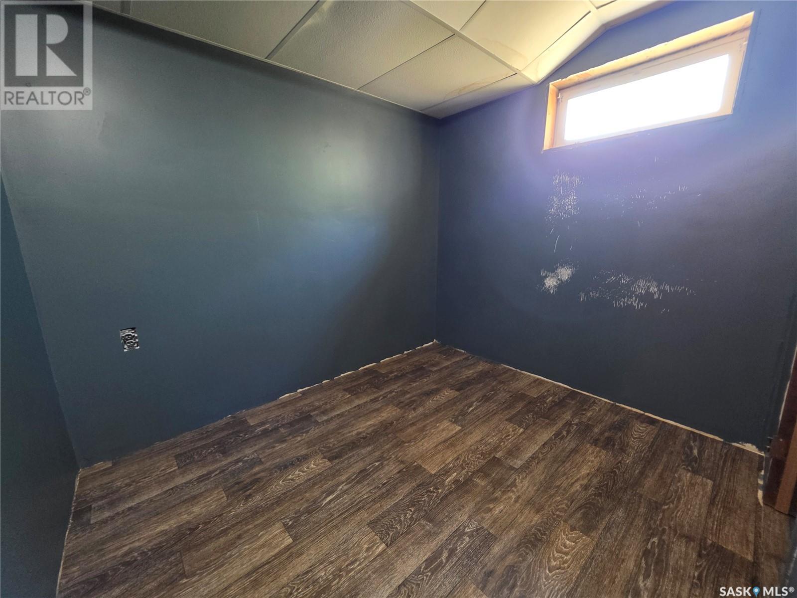 Photo 2 of 214 Flora Avenue, Swift Current Rm No 137 SK