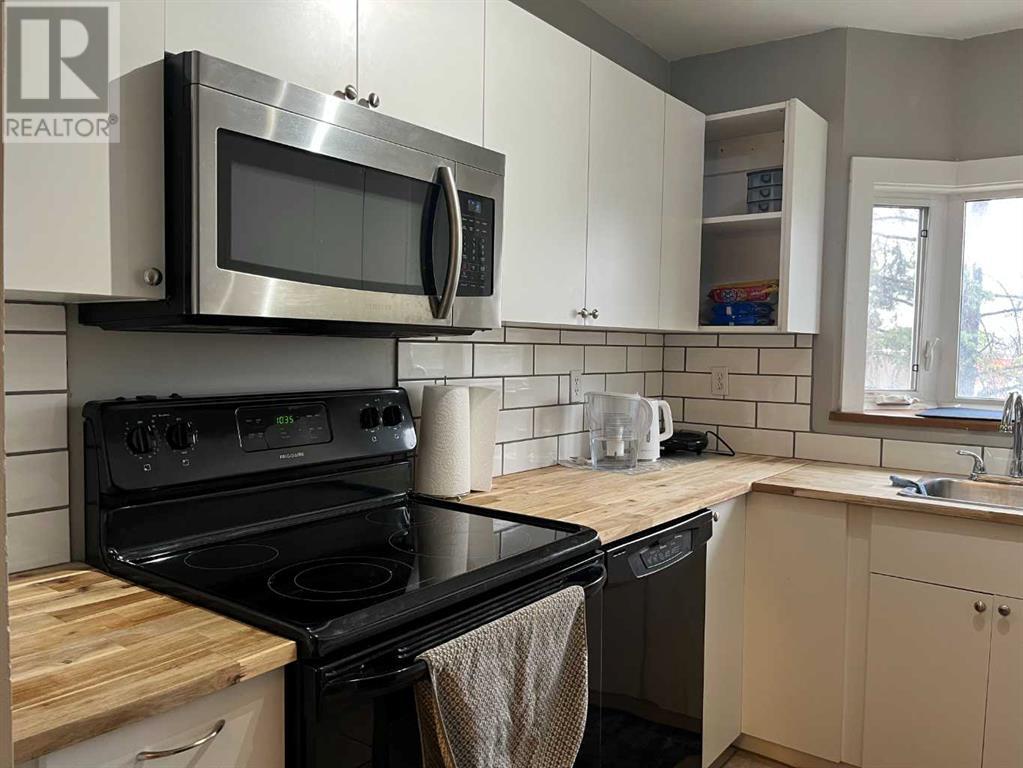 Single Family House for Sale in   Garry Crescent NE Greenview Calgary 