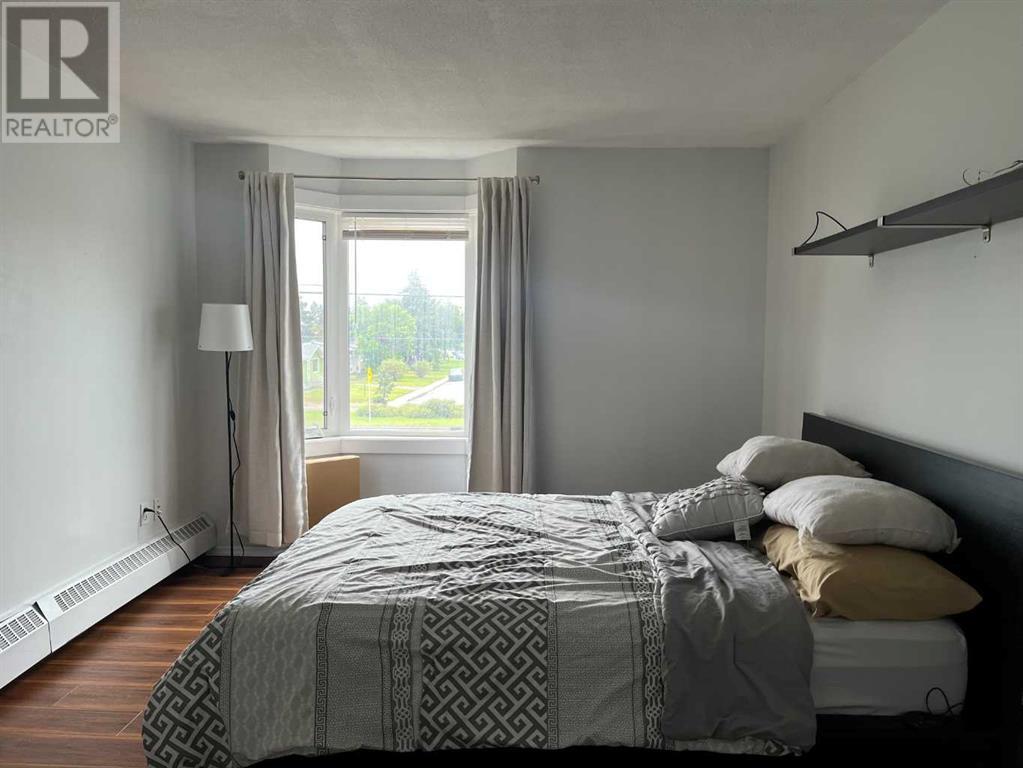 Single Family House for Sale in   Garry Crescent NE Greenview Calgary 
