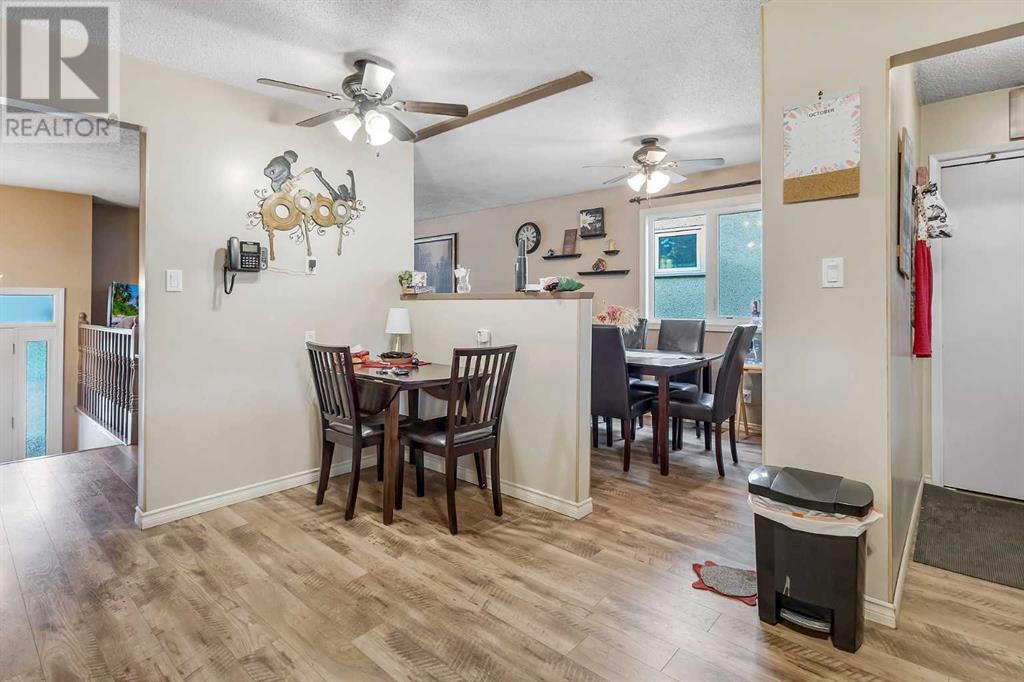 Single Family House Bi-level for Sale in  Doverview Road SE Dover Calgary 