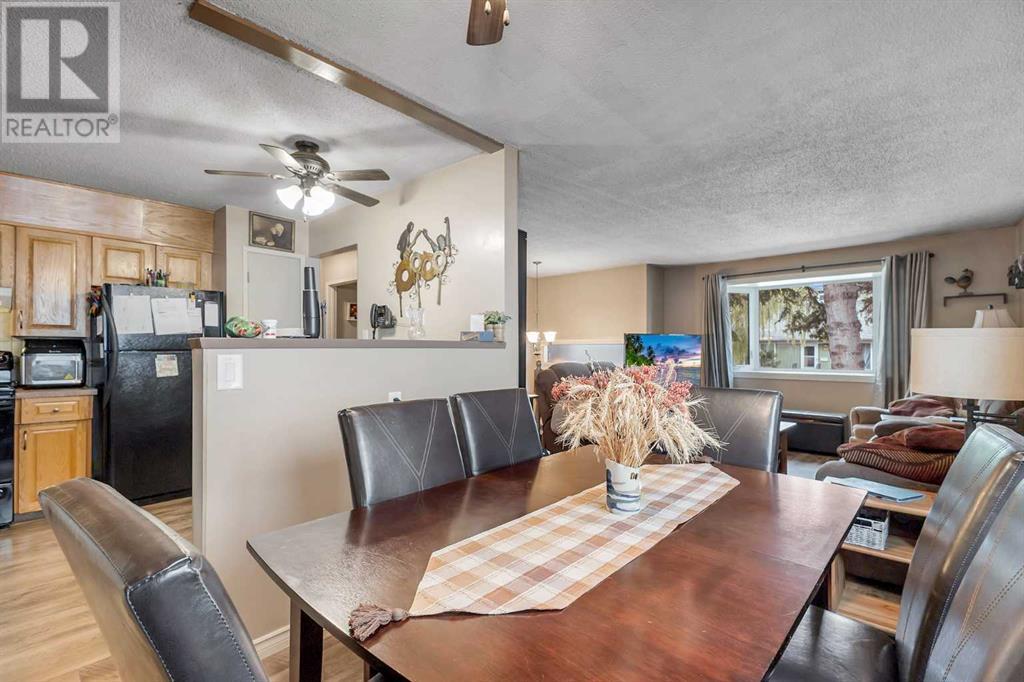 Single Family House Bi-level for Sale in  Doverview Road SE Dover Calgary 