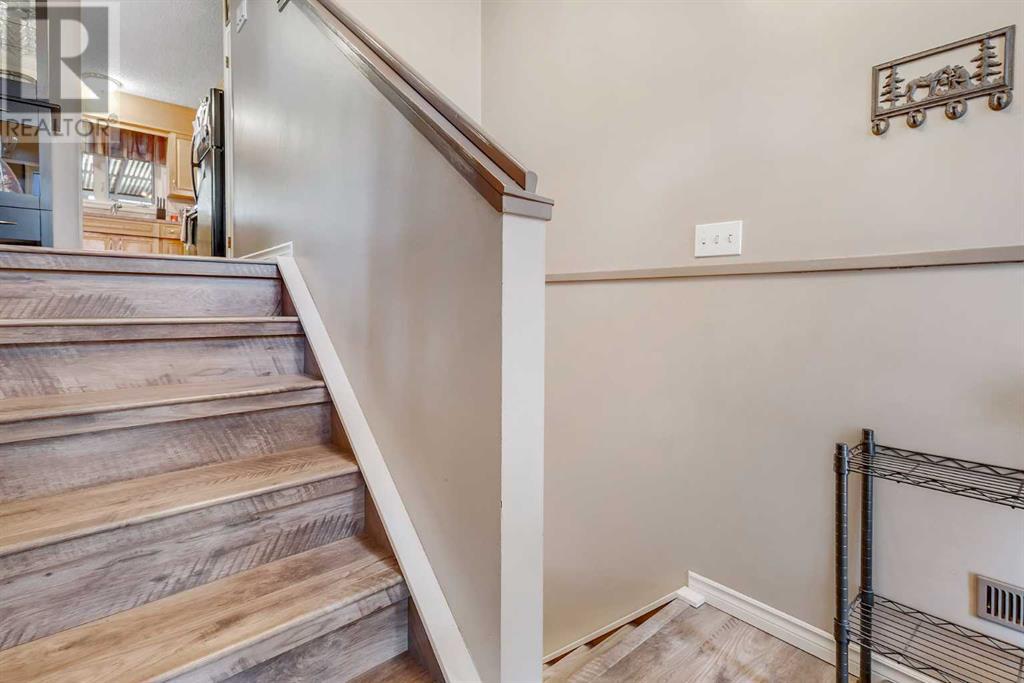 Single Family House Bi-level for Sale in  Doverview Road SE Dover Calgary 