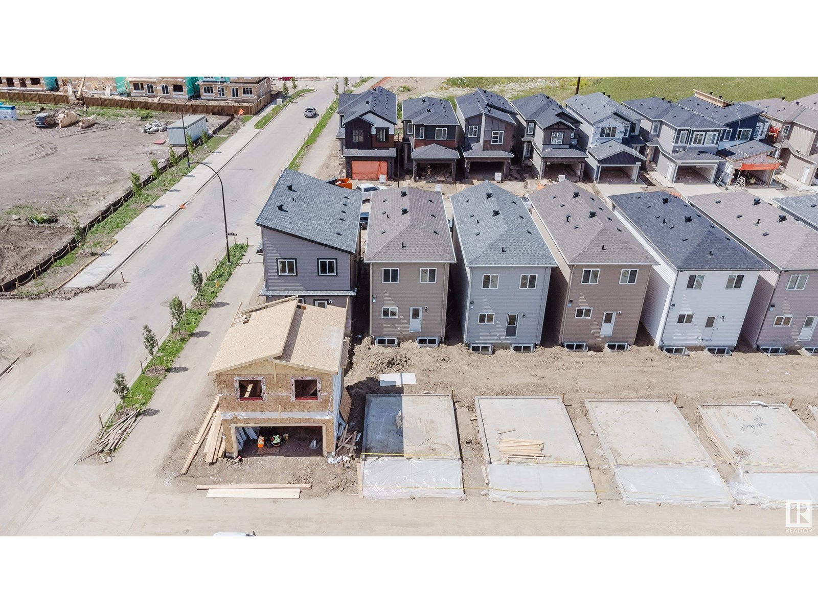 Photo 29 of 259 25 St Sw, Edmonton AB